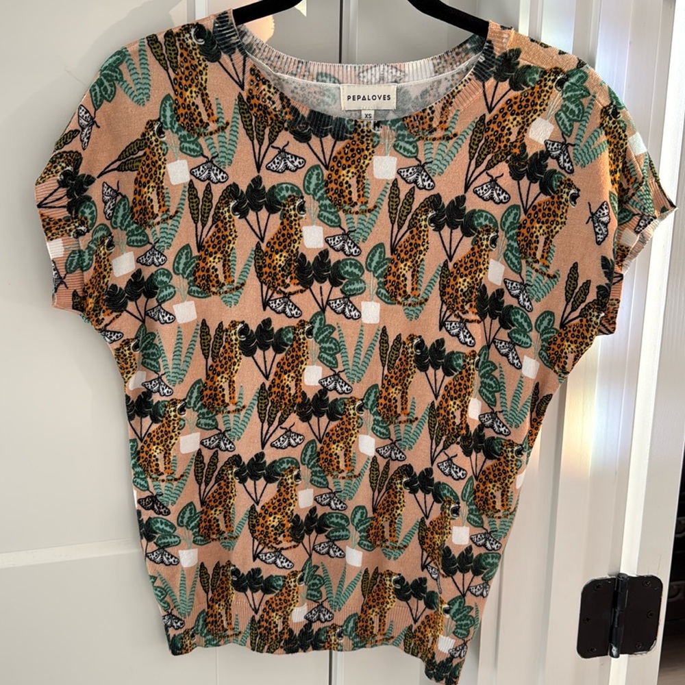 Anthropologie XS wild cat short sleep sweater